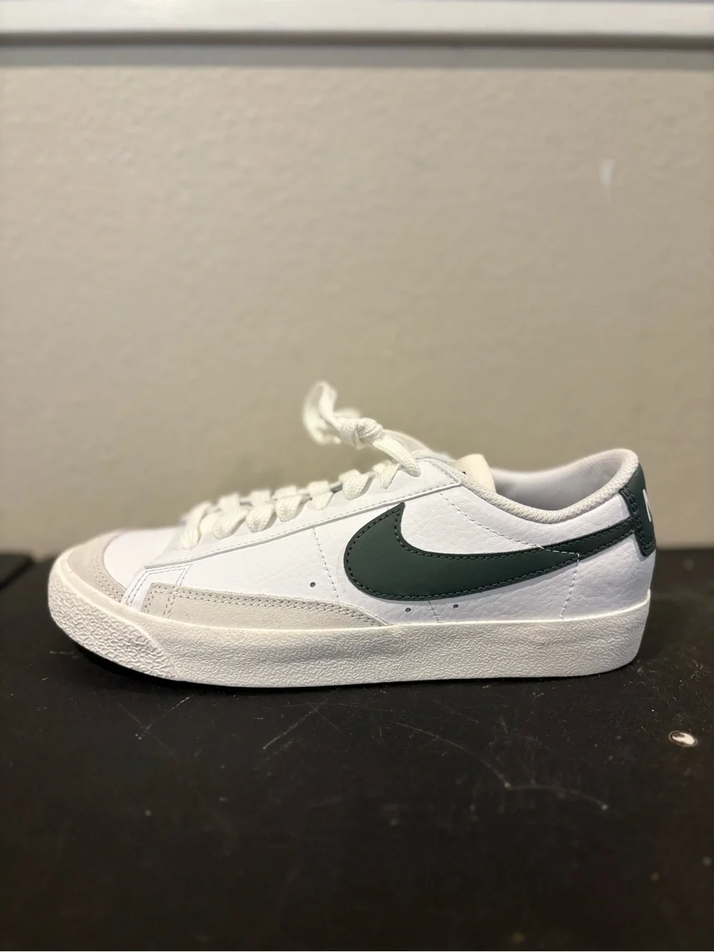 Nike Blazer Low '77 (GS) White/Green-Sail Youth Size 5.5Y DA4074-124 - Picture 4 of 9